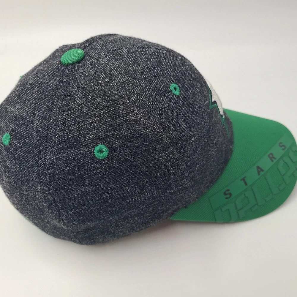 Youth Dallas Stars Hat Fitted One Size Reebok Gray Green NHL Hockey Center Ice